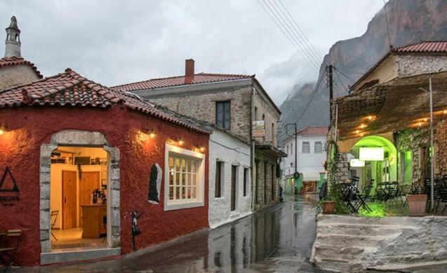 Mitropoli'S Home Леонидион Экстерьер фото